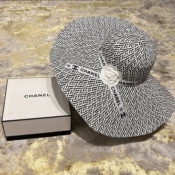 CHANEL CC Grosgrain Ribbon Camellia Flower Floppy Sun Hat - Influencer Trending - Picture 4 of 10